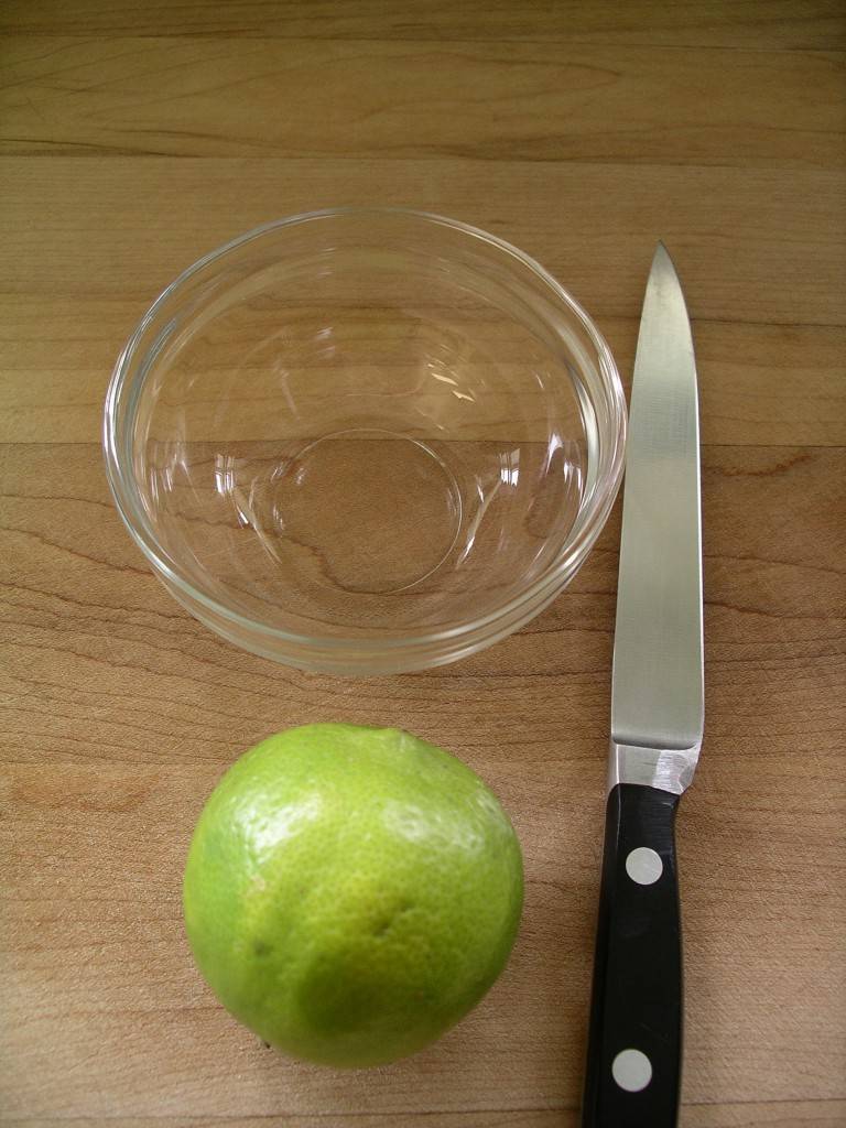 How to Cut Lemons & Limes {Easy Tutorial} - FeelGoodFoodie